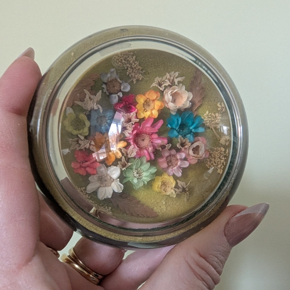 Floral Paperweight with Colorful Flowers - Picture 3 of 10